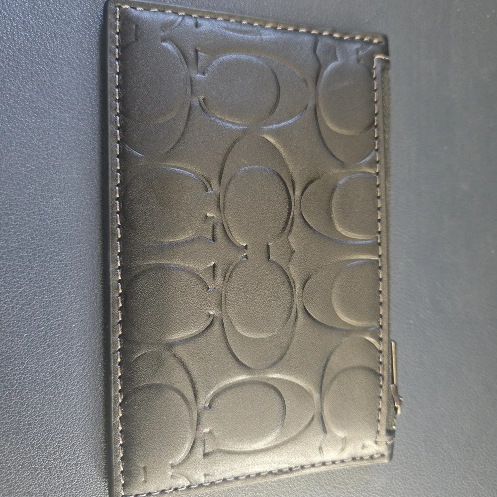 Coach Zip Card Case In Signature Leather - Picture 2 of 6